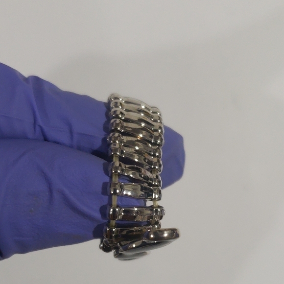 Elegant Silver tone Mustache Design Stretch Ring - Women's Fashion Jewelry - Picture 6 of 9